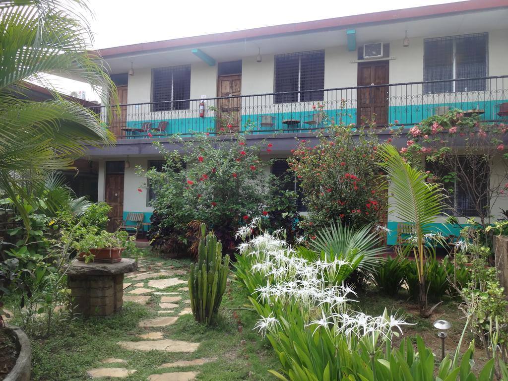 Harvest House Nicaragua Hotel León Esterno foto